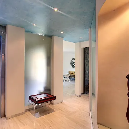 Seafront Apartment On Cap Ferrat Apartmán