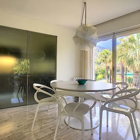 Seafront Apartment On Cap Ferrat