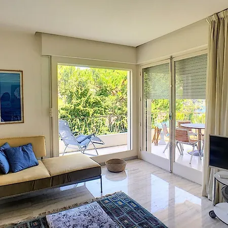Seafront Apartment On Cap Ferrat Villefranche-sur-Mer
